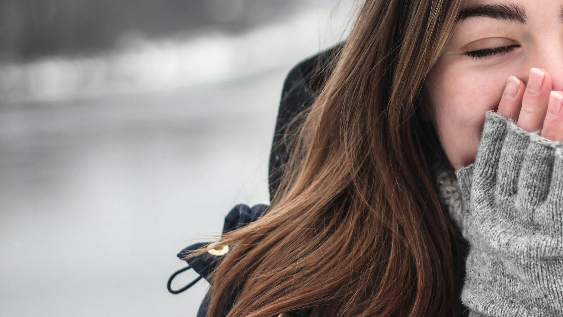 Lo scudo quotidiano: piccoli alleati per affrontare il freddo con leggerezza.